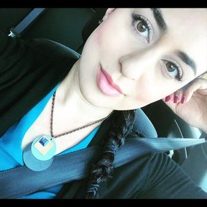 Meet your Posher, Shabnam